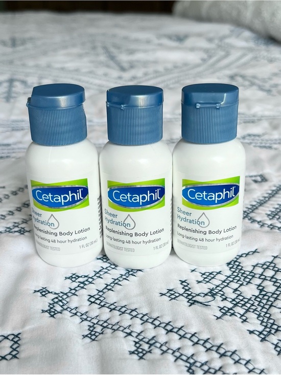 Cetaphil Other - Cetaphil Sheer Hydration Replenishing Body and Face Lotion